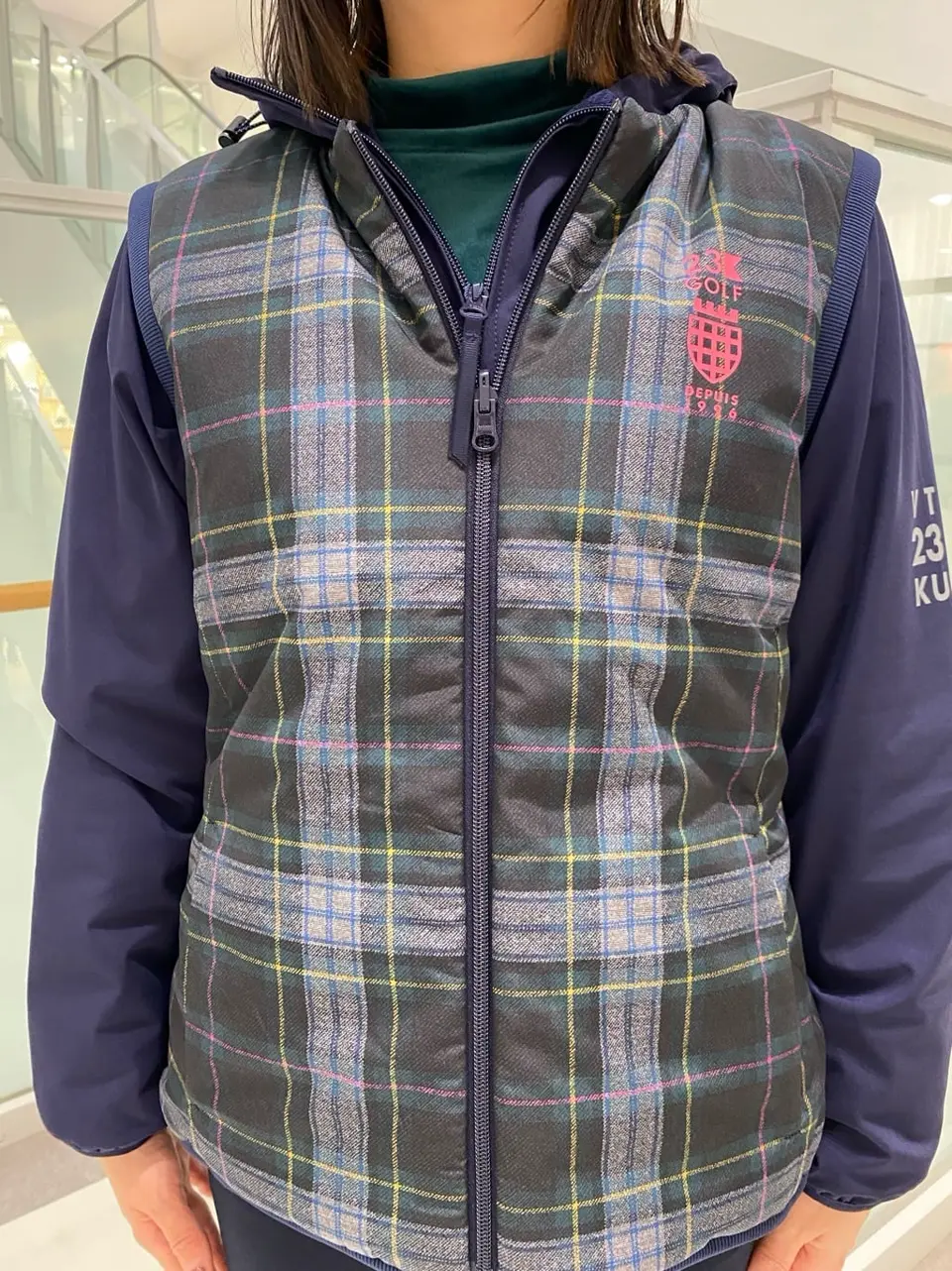 23区GOLF 草野 コーディネート画像