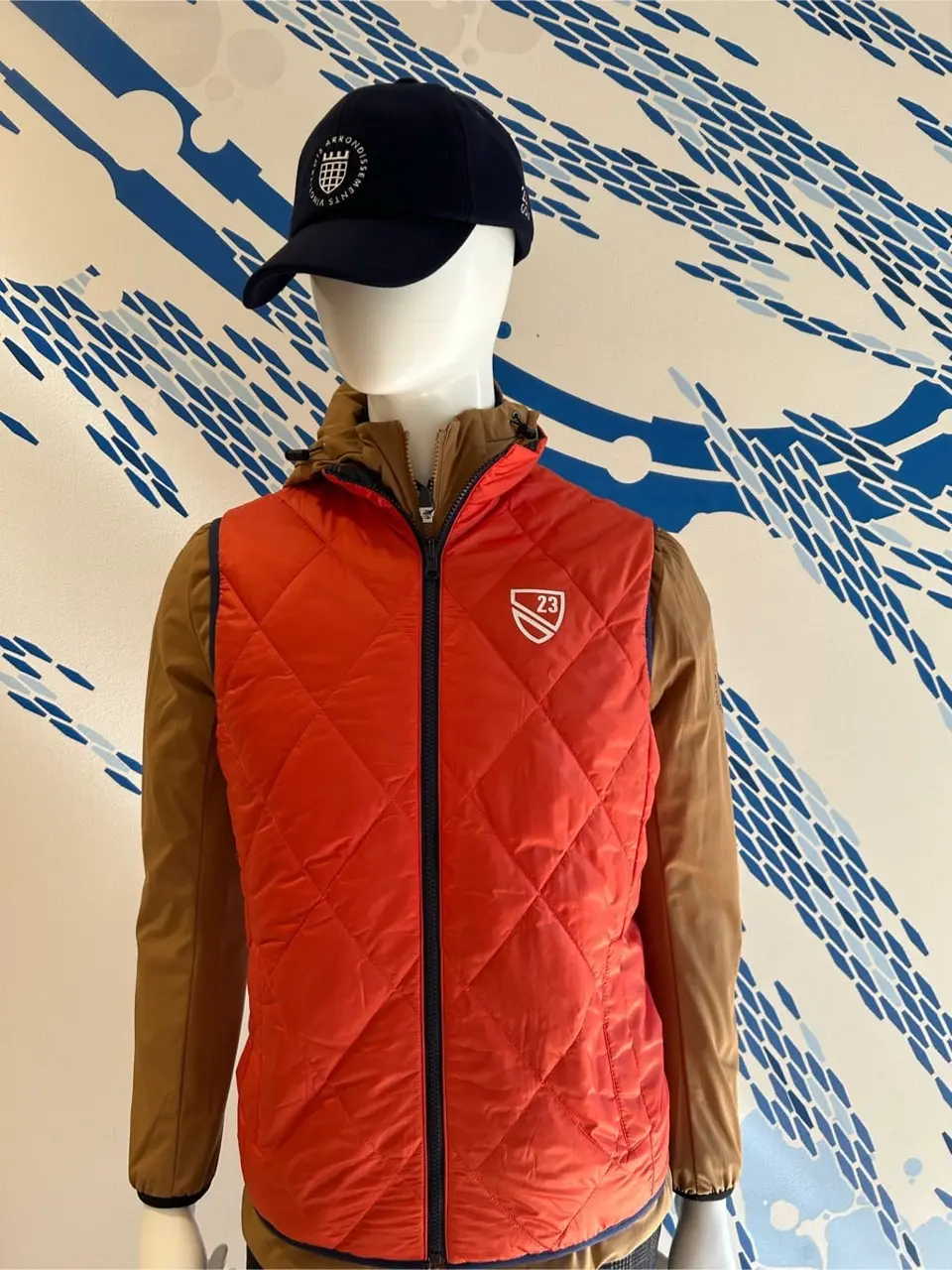 23区GOLF 南 コーディネート画像