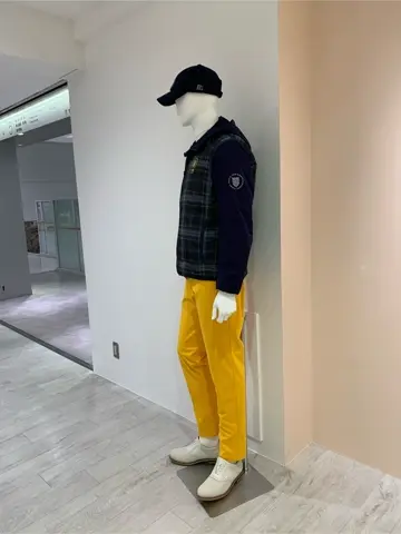 23区GOLF 松屋スタッフ コーディネート画像