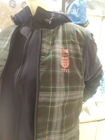 23区GOLF スタッフ コーディネート画像