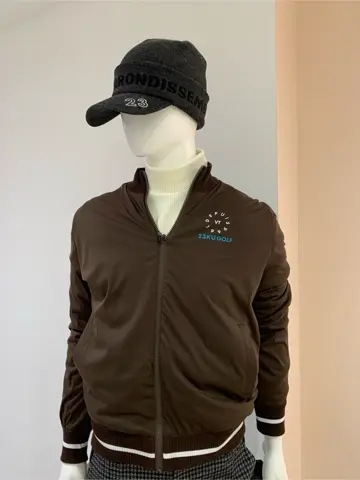 23区GOLF 松屋スタッフ コーディネート画像