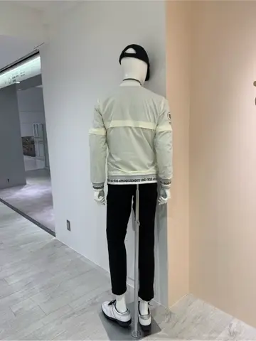 23区GOLF 松屋スタッフ コーディネート画像