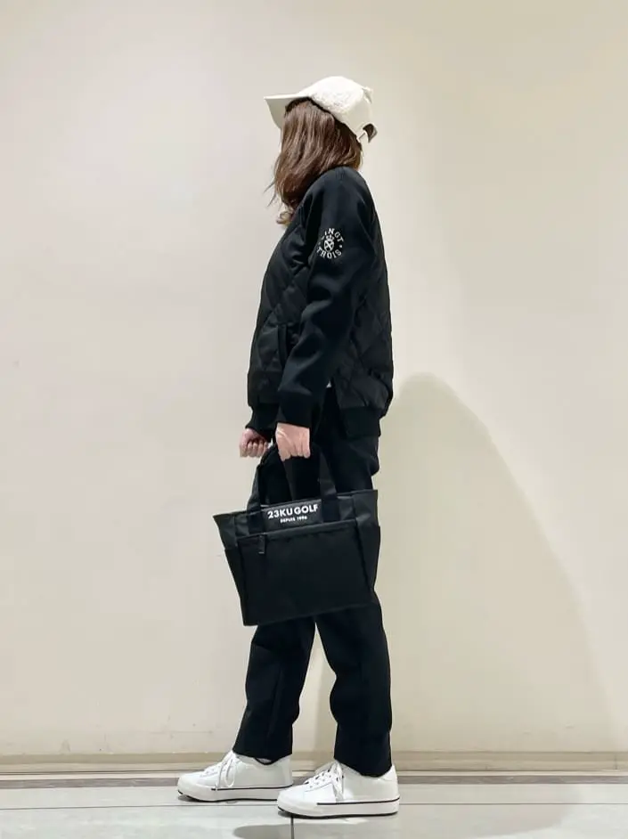 23区GOLF 松山 コーディネート画像