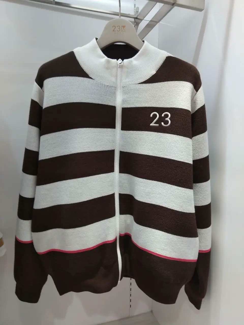 23区GOLF スタッフ コーディネート画像