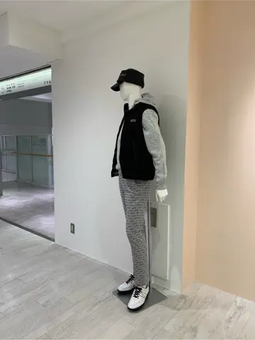 23区GOLF 松屋スタッフ コーディネート画像