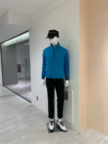 23区GOLF 松屋スタッフ コーディネート画像