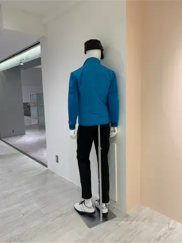 23区GOLF 松屋スタッフ コーディネート画像