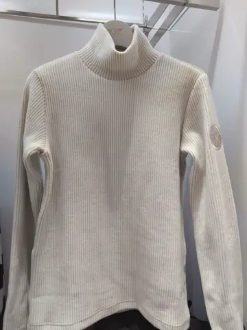 23区GOLF スタッフ コーディネート画像