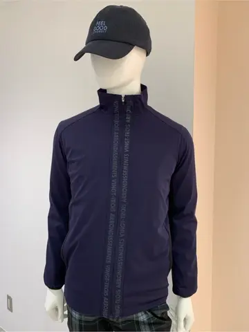 23区GOLF 松屋スタッフ コーディネート画像