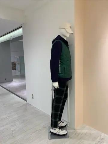 23区GOLF 松屋スタッフ コーディネート画像