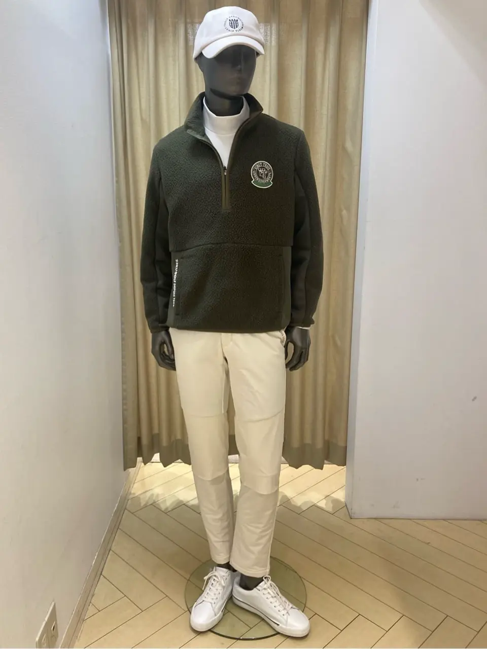 23区GOLF スタッフ コーディネート画像