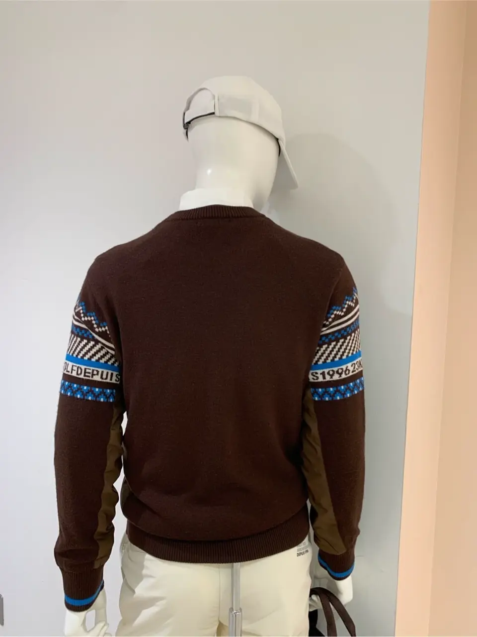 23区GOLF 松屋スタッフ コーディネート画像