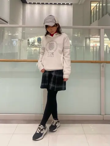 23区GOLF 草野 コーディネート画像