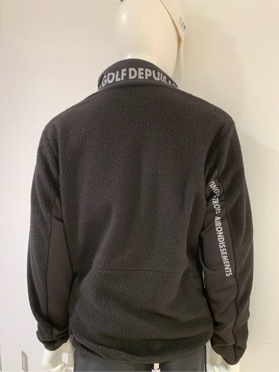 23区GOLF 松屋スタッフ コーディネート画像