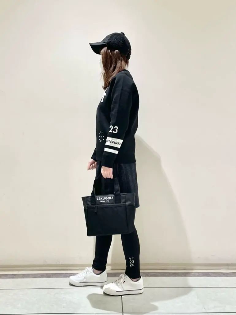 23区GOLF 松山 コーディネート画像