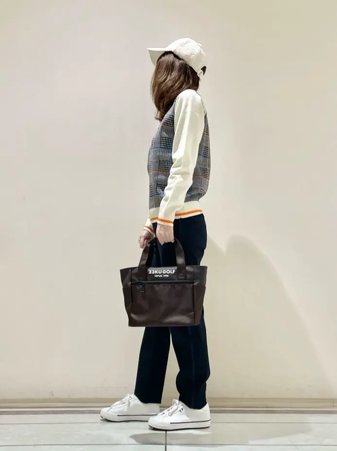 23区GOLF 松山 コーディネート画像