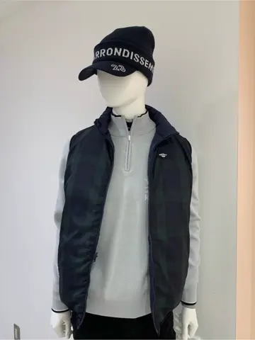 23区GOLF 松屋スタッフ コーディネート画像