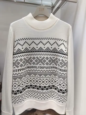 23区GOLF スタッフ コーディネート画像