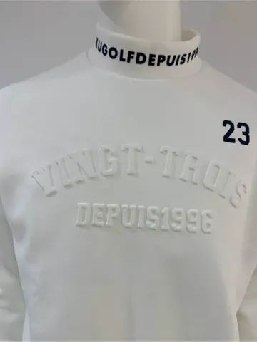 23区GOLF 松屋スタッフ コーディネート画像