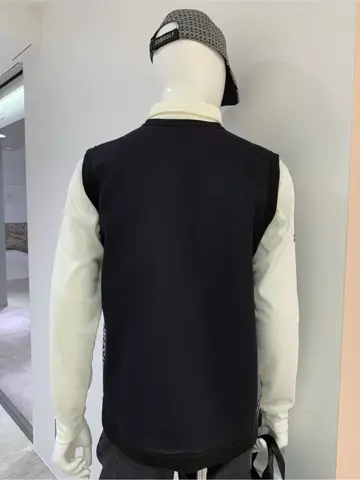 23区GOLF 松屋スタッフ コーディネート画像