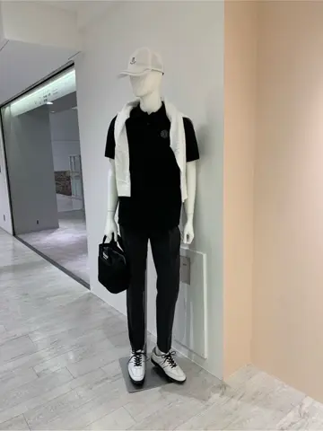 23区GOLF 松屋スタッフ コーディネート画像