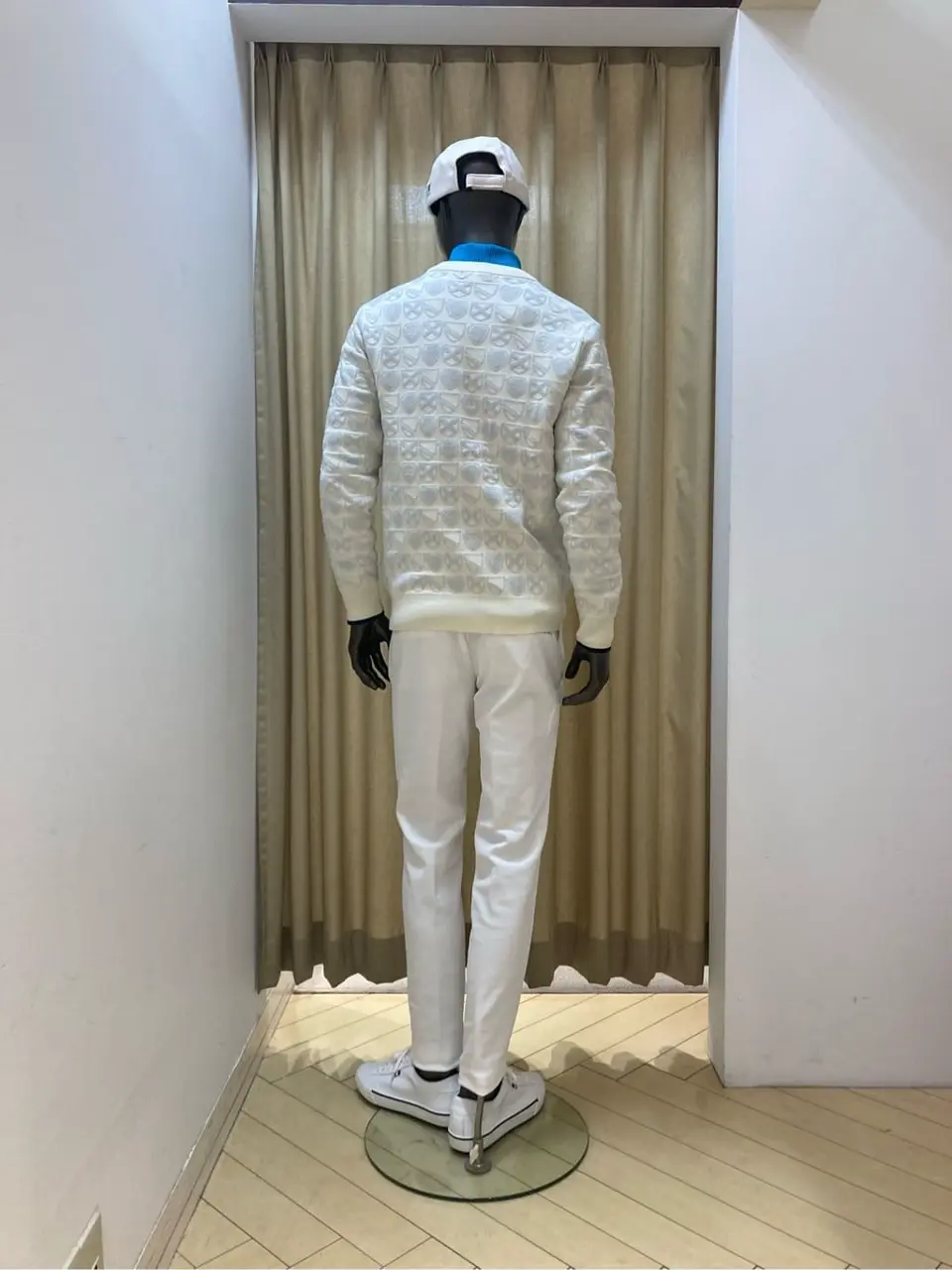 23区GOLF スタッフ コーディネート画像