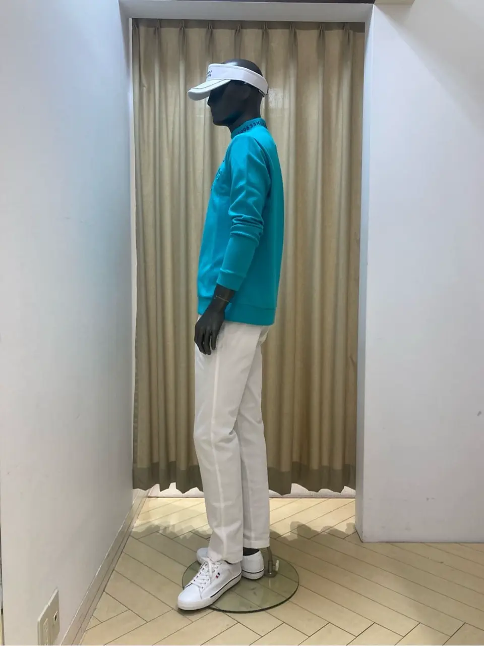 23区GOLF スタッフ コーディネート画像