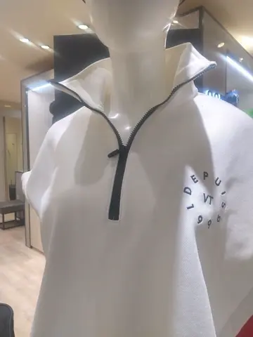 23区GOLF スタッフ コーディネート画像