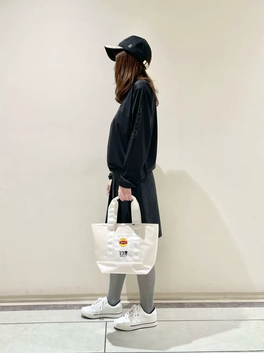 23区GOLF 松山 コーディネート画像