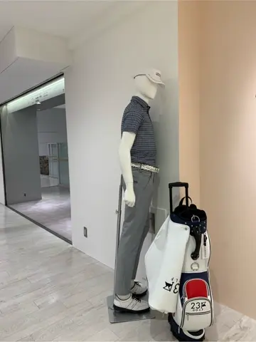 23区GOLF 松屋スタッフ コーディネート画像