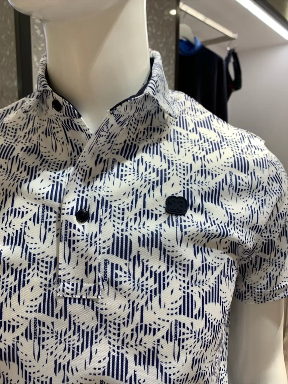 23区GOLF 松屋スタッフ コーディネート画像