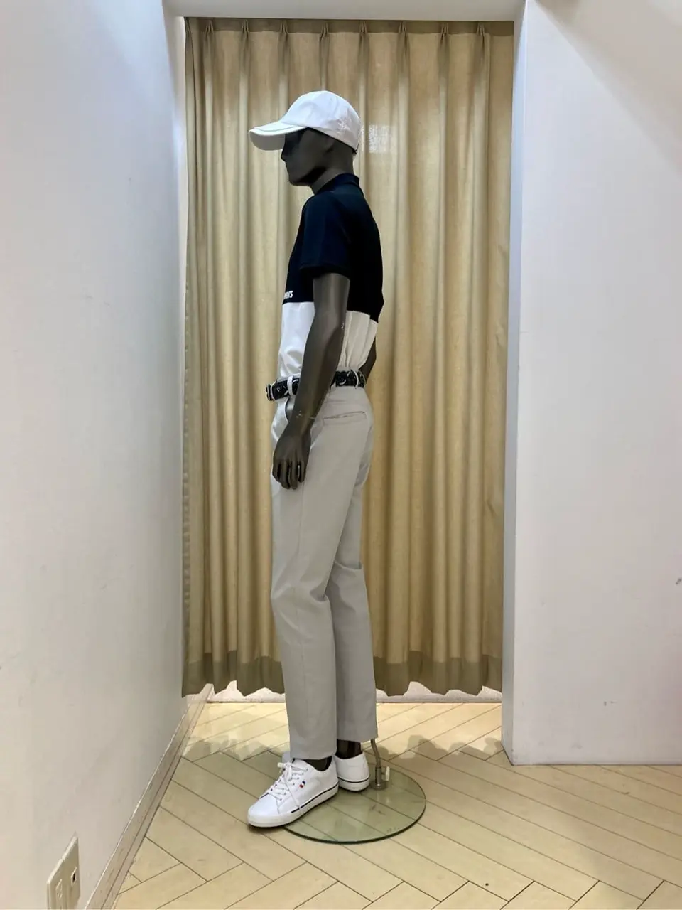 23区GOLF スタッフ コーディネート画像