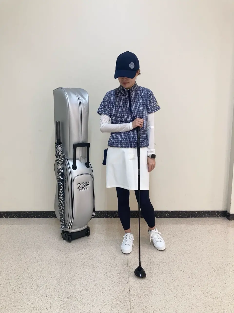 23区GOLF 久米 コーディネート画像