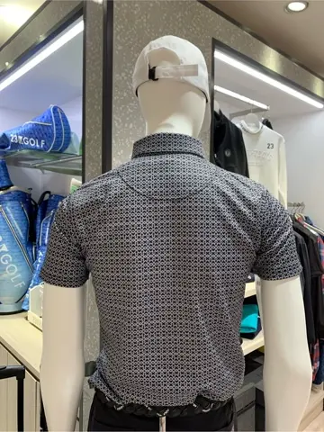 23区GOLF 松屋スタッフ コーディネート画像