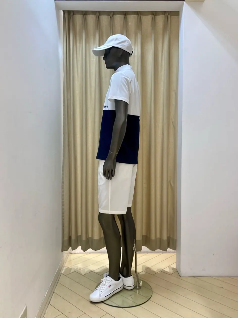 23区GOLF スタッフ コーディネート画像