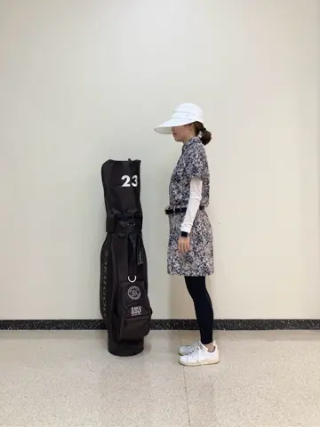 23区GOLF 久米 コーディネート画像
