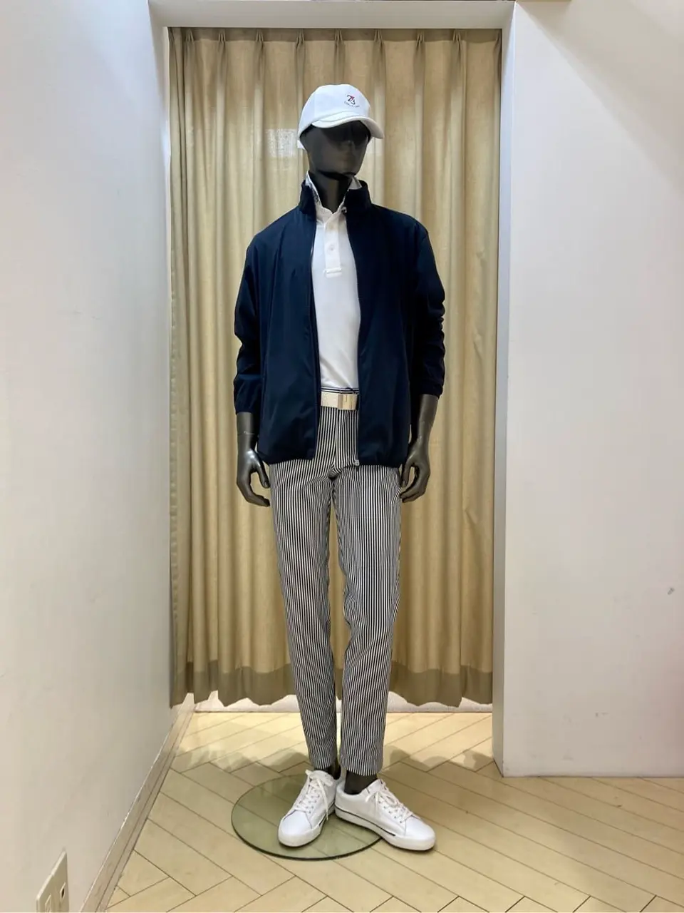 23区GOLF スタッフ コーディネート画像