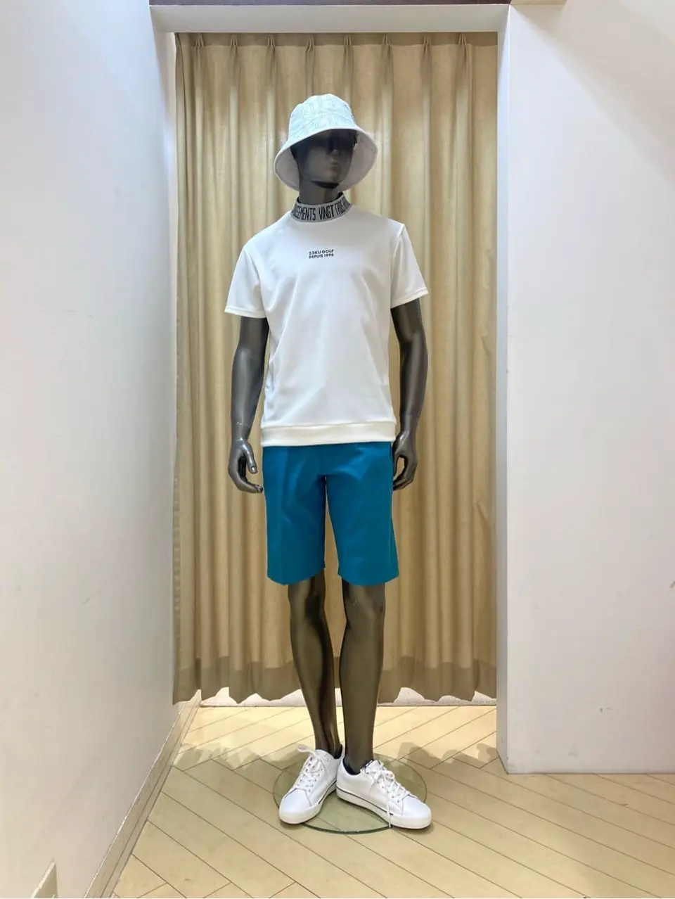 23区GOLF スタッフ コーディネート画像