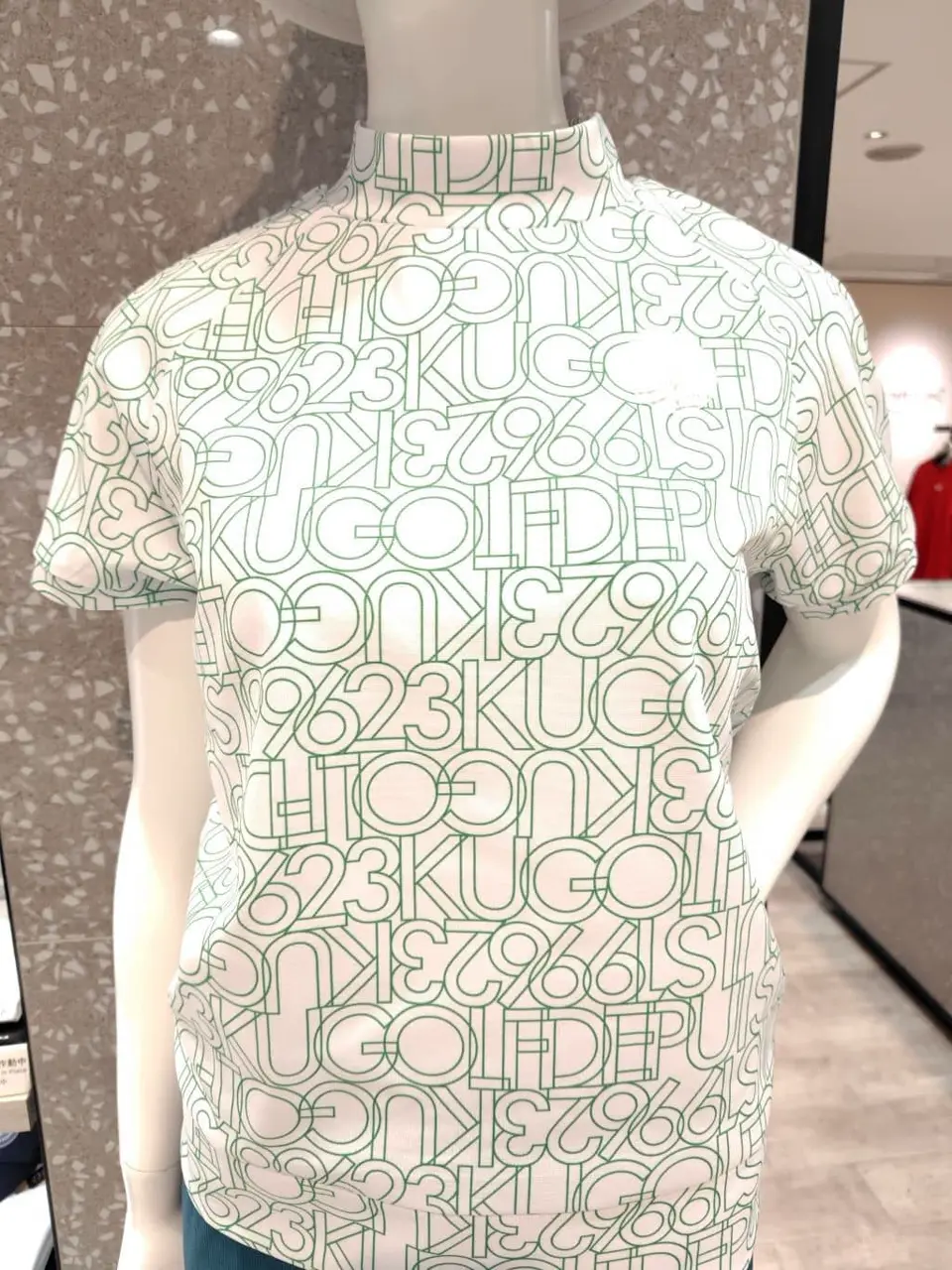 23区GOLF スタッフ コーディネート画像