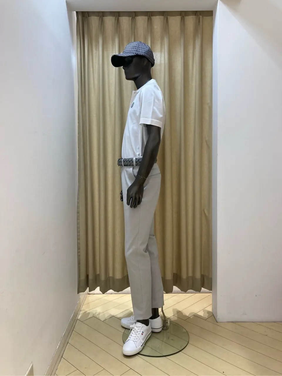 23区GOLF スタッフ コーディネート画像