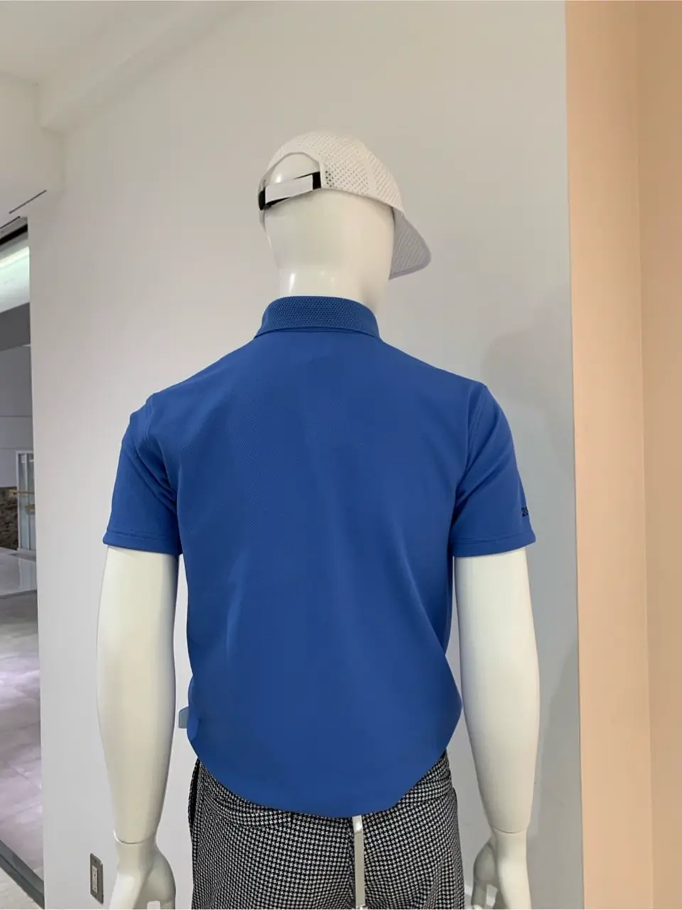 23区GOLF 松屋スタッフ コーディネート画像