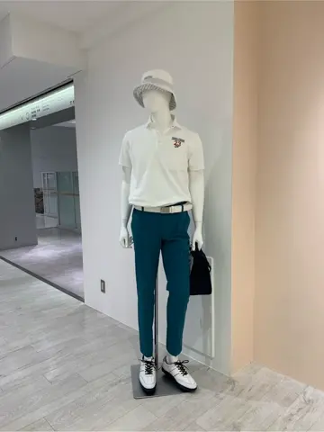 23区GOLF 松屋スタッフ コーディネート画像