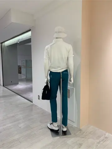 23区GOLF 松屋スタッフ コーディネート画像