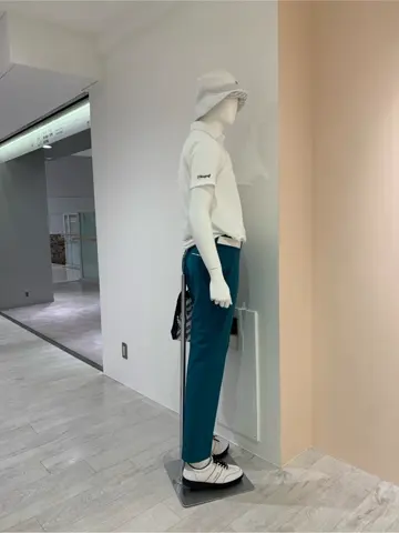 23区GOLF 松屋スタッフ コーディネート画像