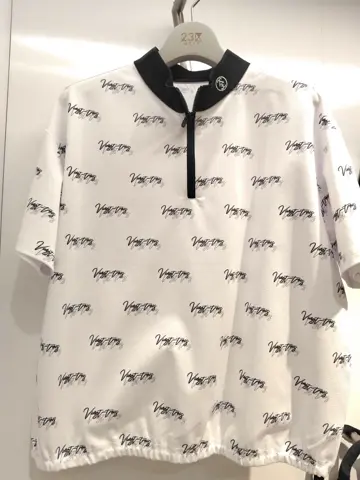 23区GOLF スタッフ コーディネート画像