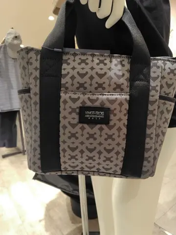 23区GOLF スタッフ コーディネート画像