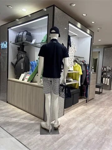 23区GOLF 松屋スタッフ コーディネート画像