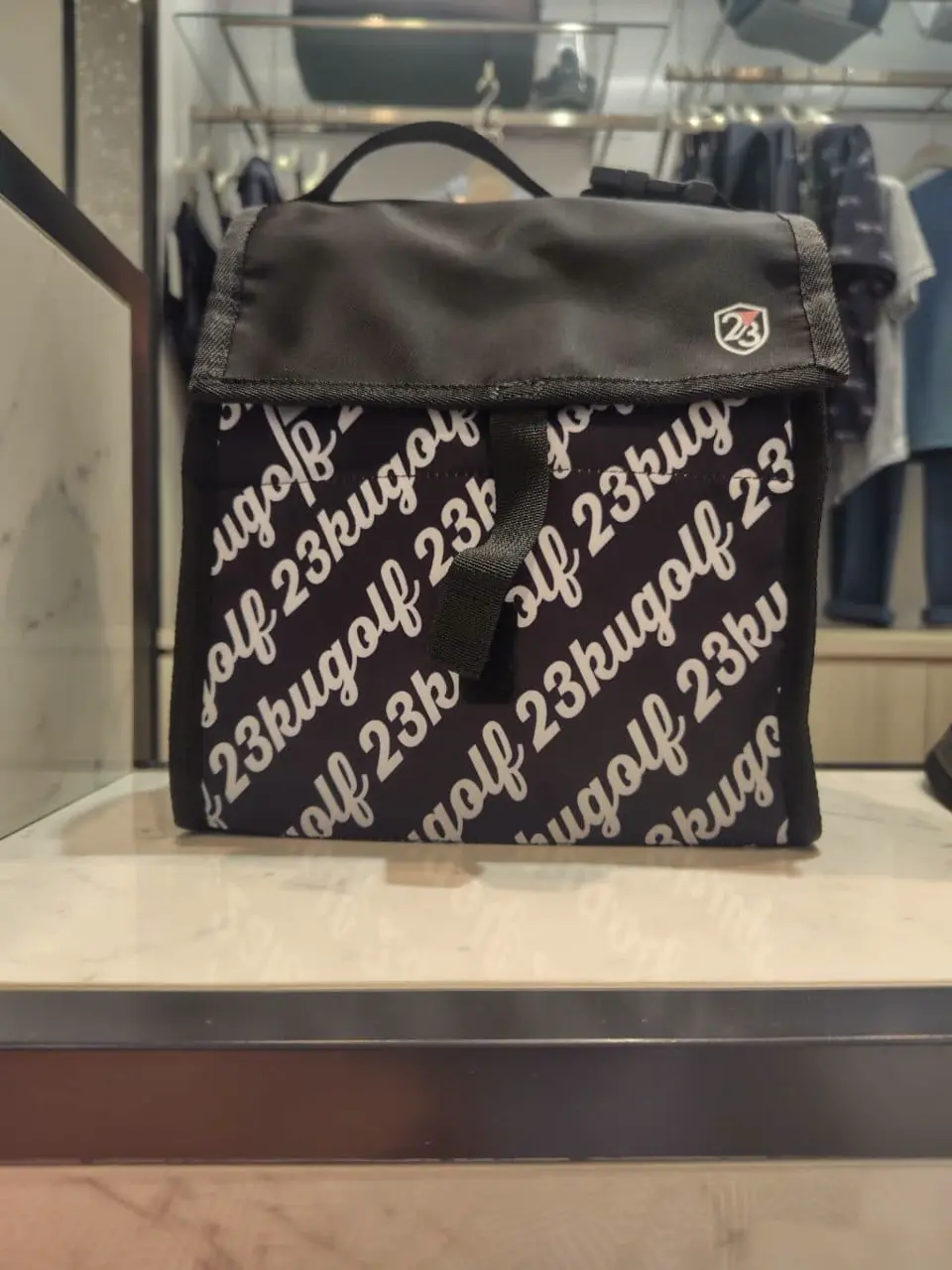 23区GOLF スタッフ コーディネート画像