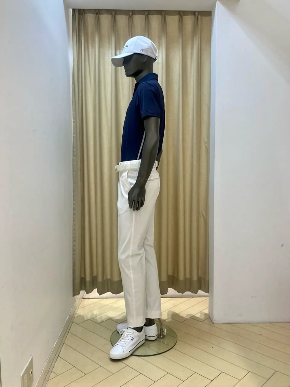 23区GOLF スタッフ コーディネート画像