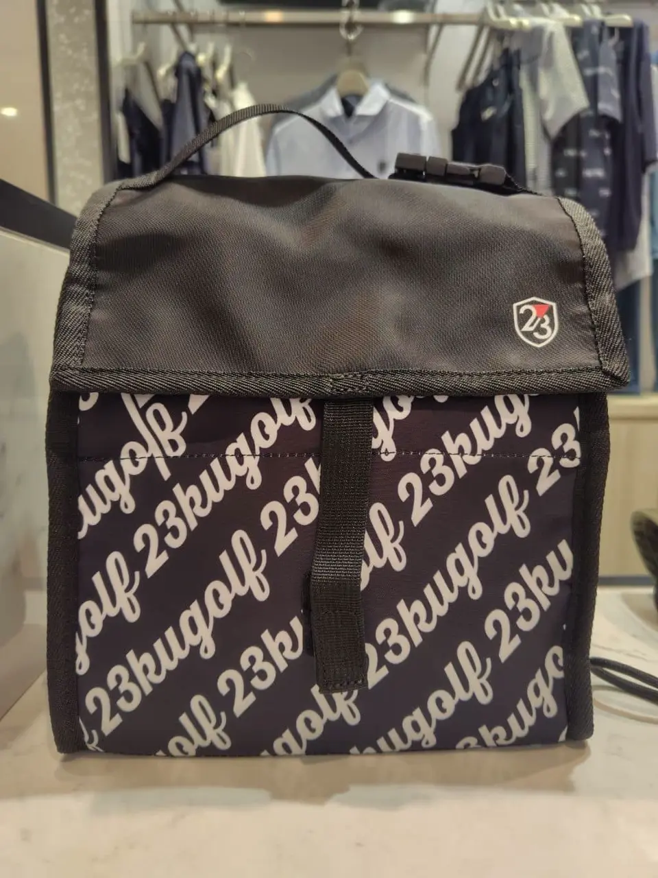 23区GOLF スタッフ コーディネート画像